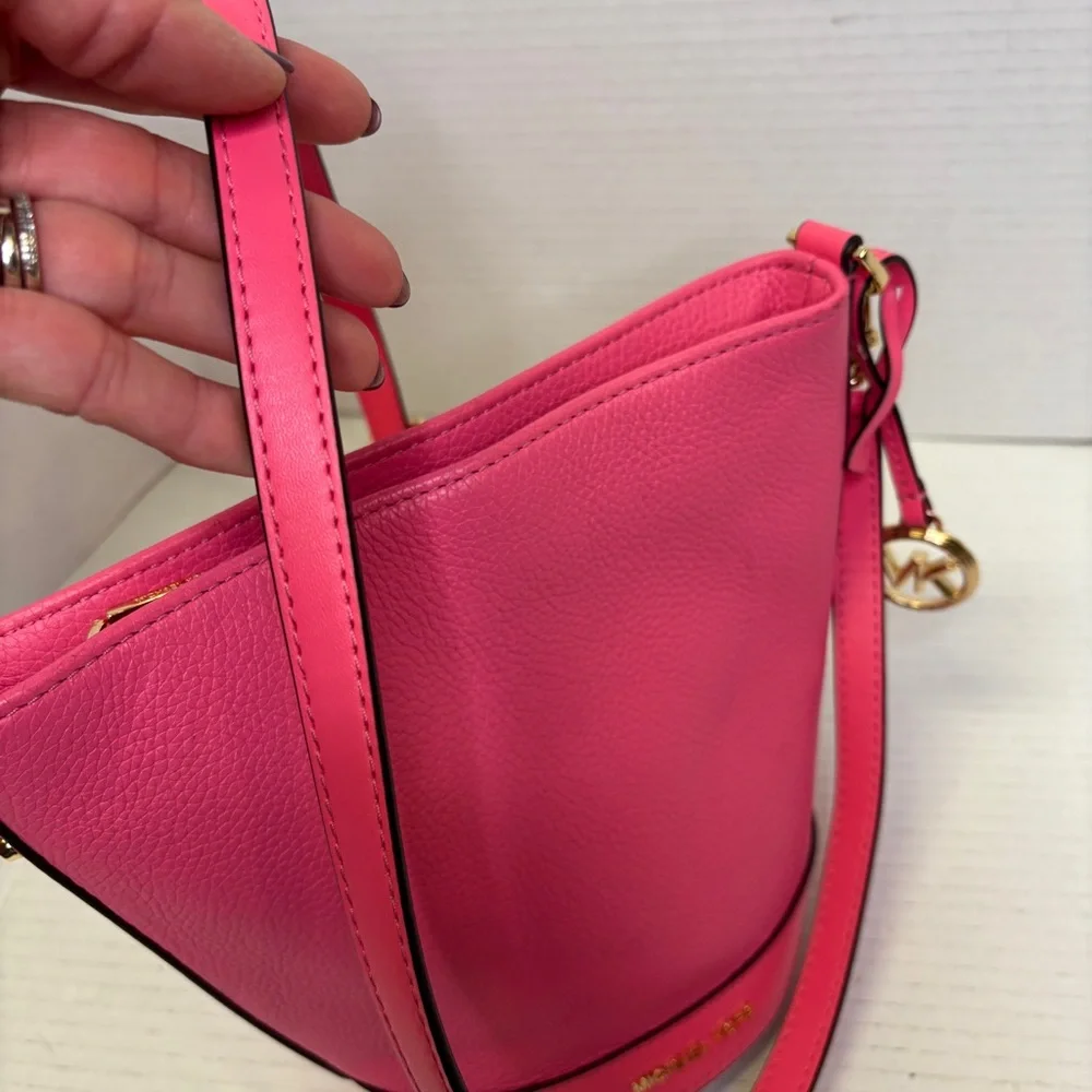 Michael Kors Townsend Pink Leather Small Convertible Bucket Bag Crossbody - Picture 11 of 15